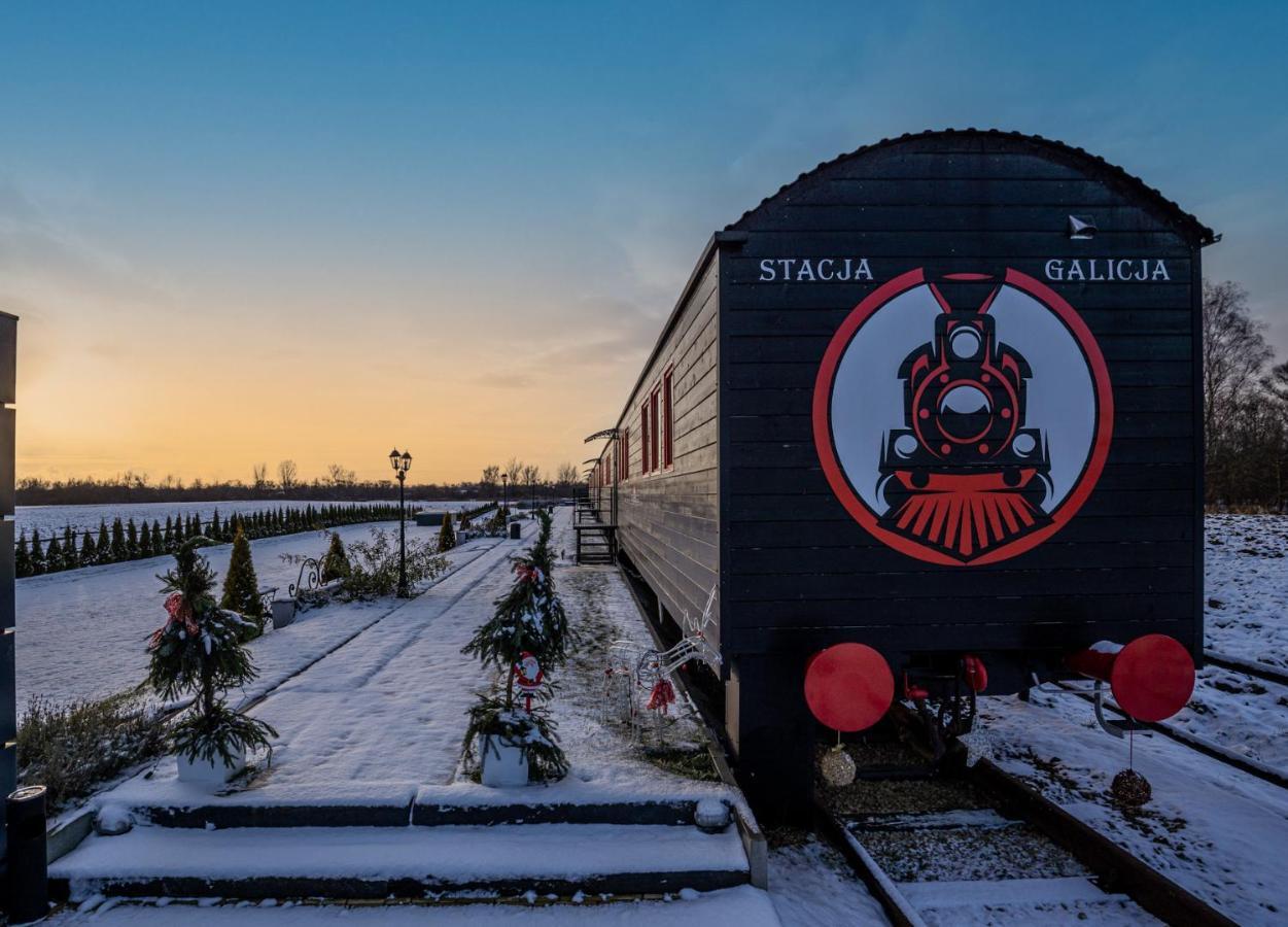 Stacja Galicja - Nocleg W Pociagu Blisko Energylandia Aparthotel Zator Exterior foto