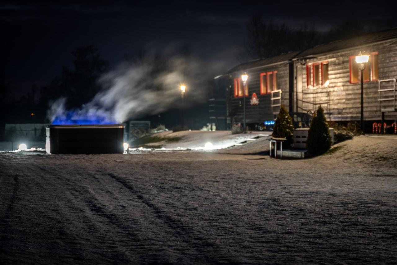 Stacja Galicja - Nocleg W Pociagu Blisko Energylandia Aparthotel Zator Exterior foto